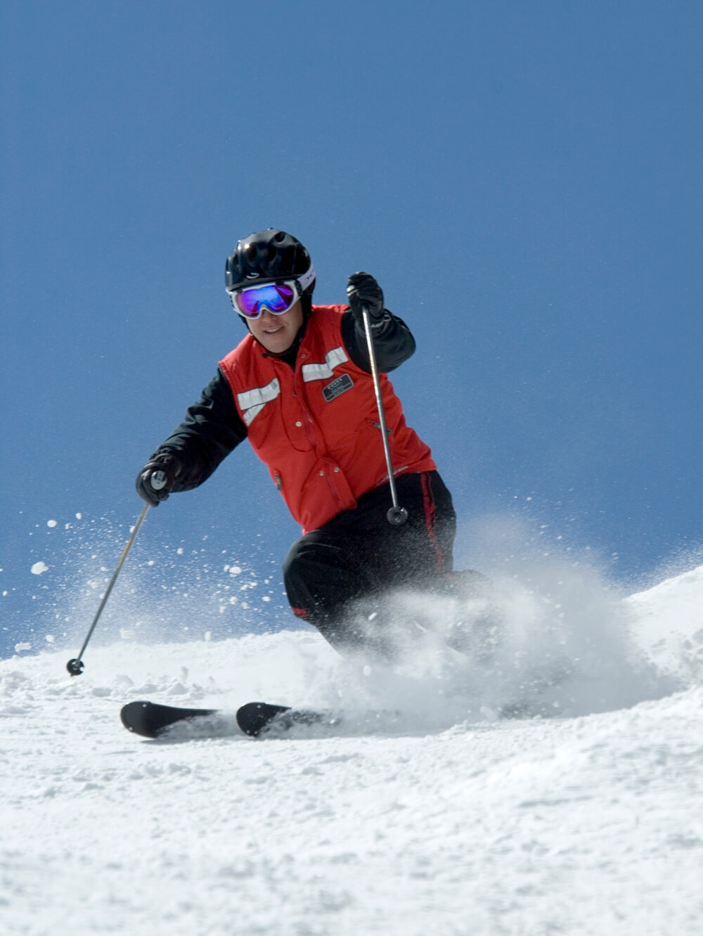 Rob Katz skiing